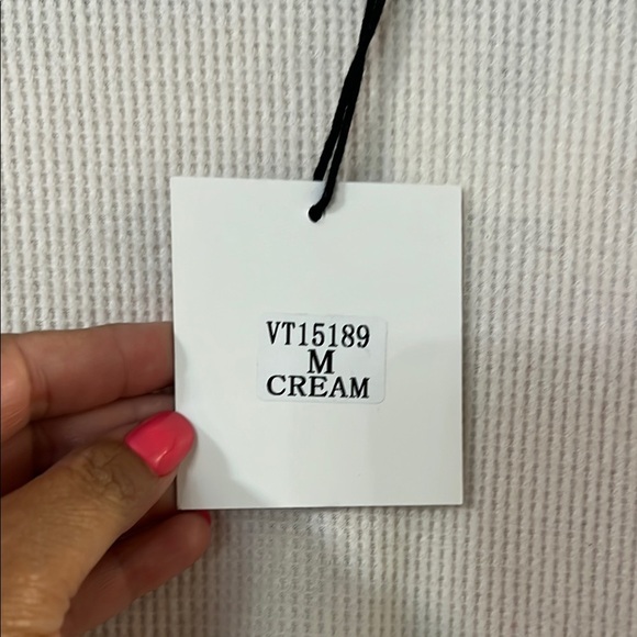 Cream and Blue Boxy Sweatshirt with Long Sleeves - Picture 2 of 4